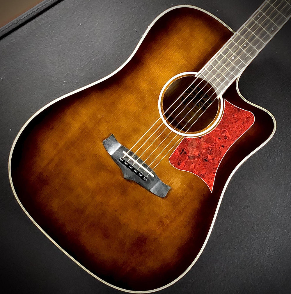 Tanglewood TW5 WB Winterleaf Dreadnought with Electronics Whiskey Barrel - British Audio