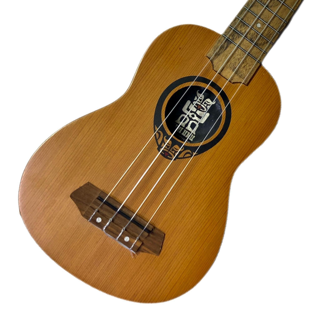 Lag Ukulele BABY TKU130S Tiki Uku Soprano Slim Arch Back Closeout